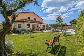 Villa SA-RA